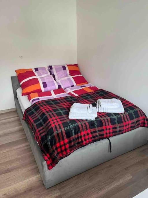 Ferienwohnung Outletcity Metzingen Metzingen (Tubingen) Exterior foto